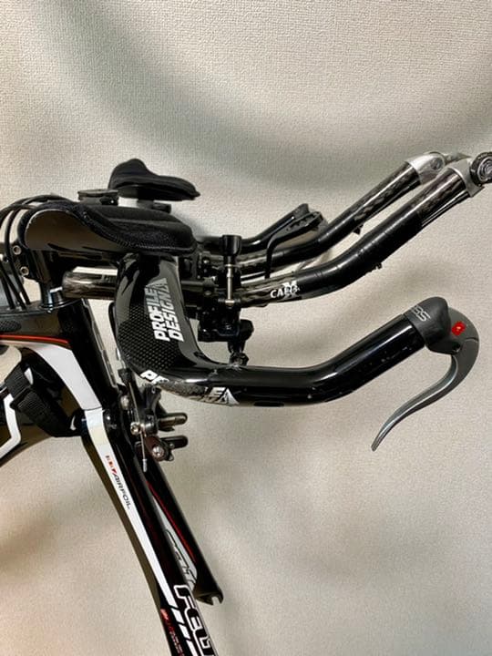 TTバイク　FELT フルカーボントライアスロンバイク　フレームセット