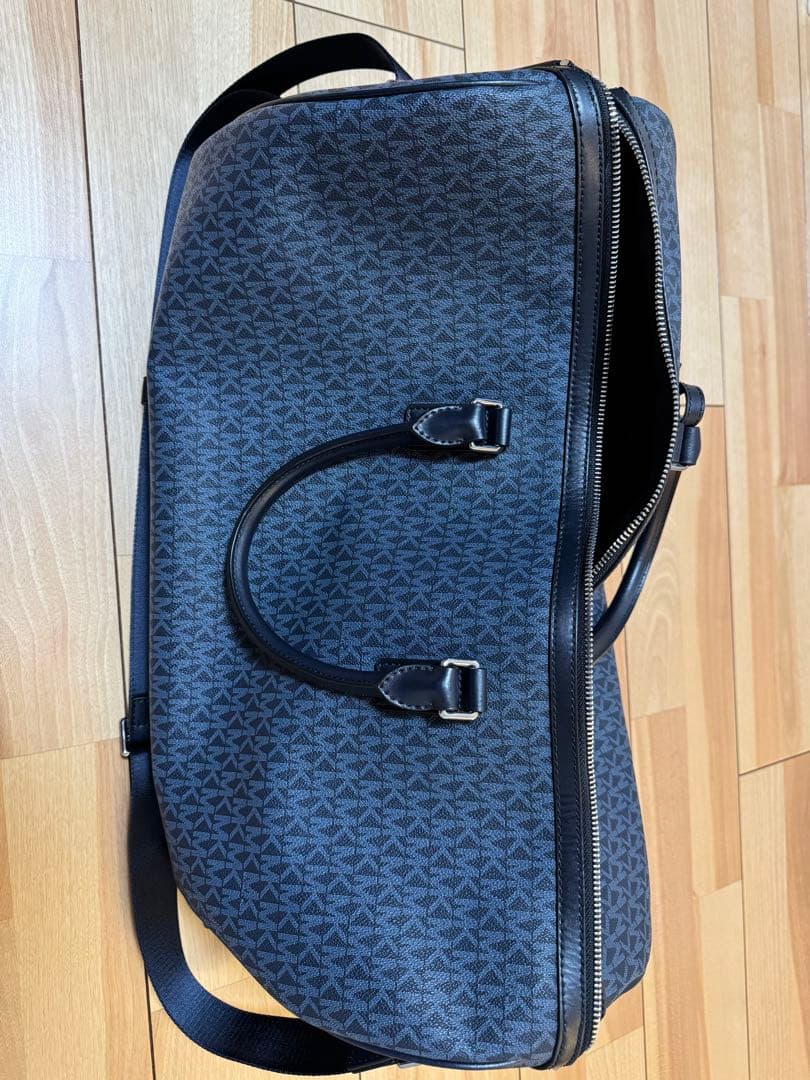 椿*ん様 Michael Kors Harrosonボストンバッグ　ネイビー