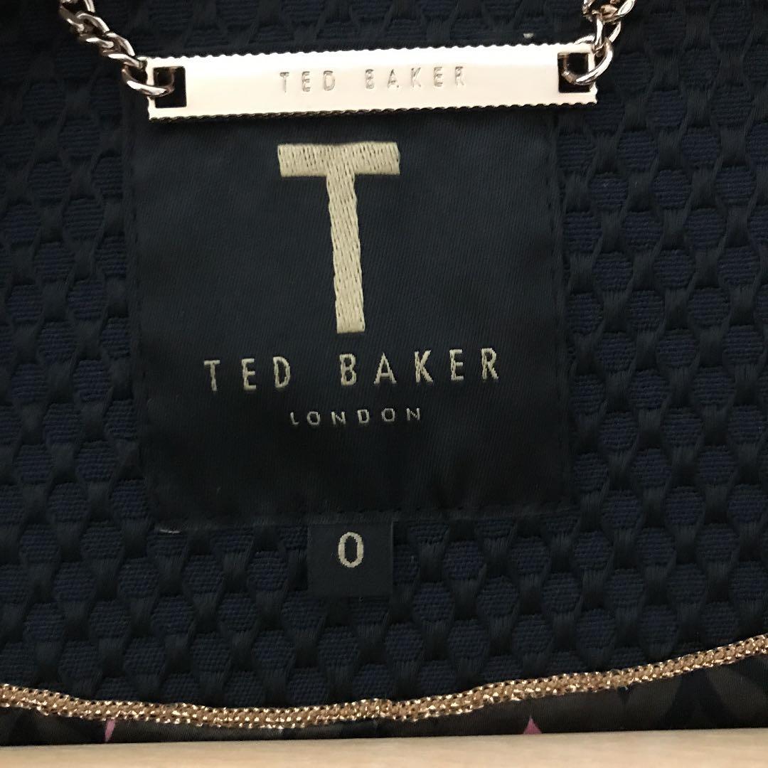 新品未使用　テッドベイカー　ジャケット