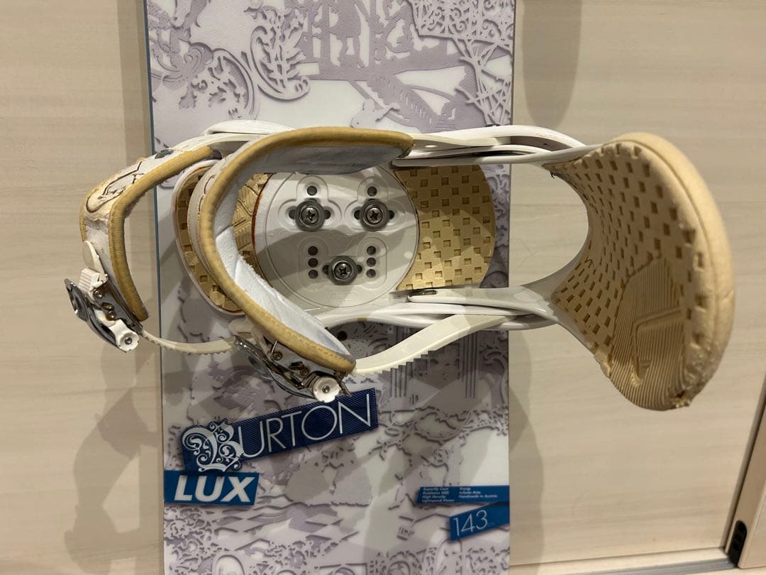 ⭐︎値下げしました！⭐︎Burton Lux 143スノーボード　3点セット