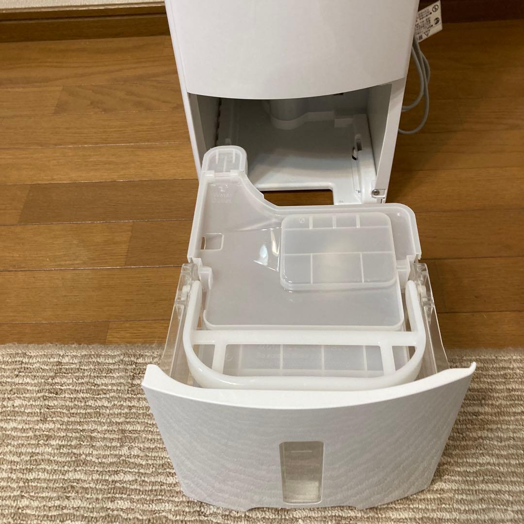 美品✨値下げ済Panasonic 衣類乾燥除湿機 F-YHVX120 23年製