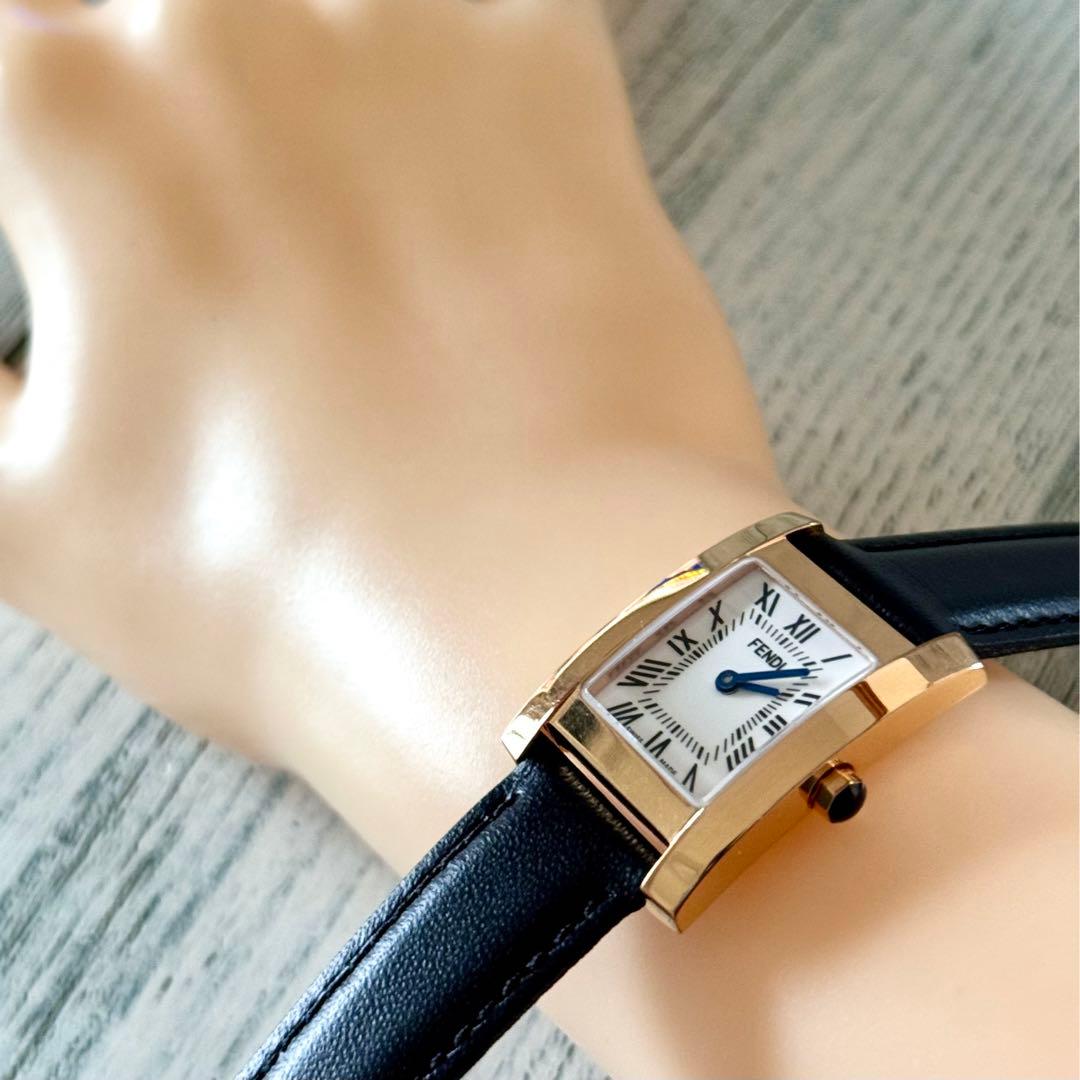 【希少】FENDI フェンディ 腕時計 114 スクエア ゴールド レディース