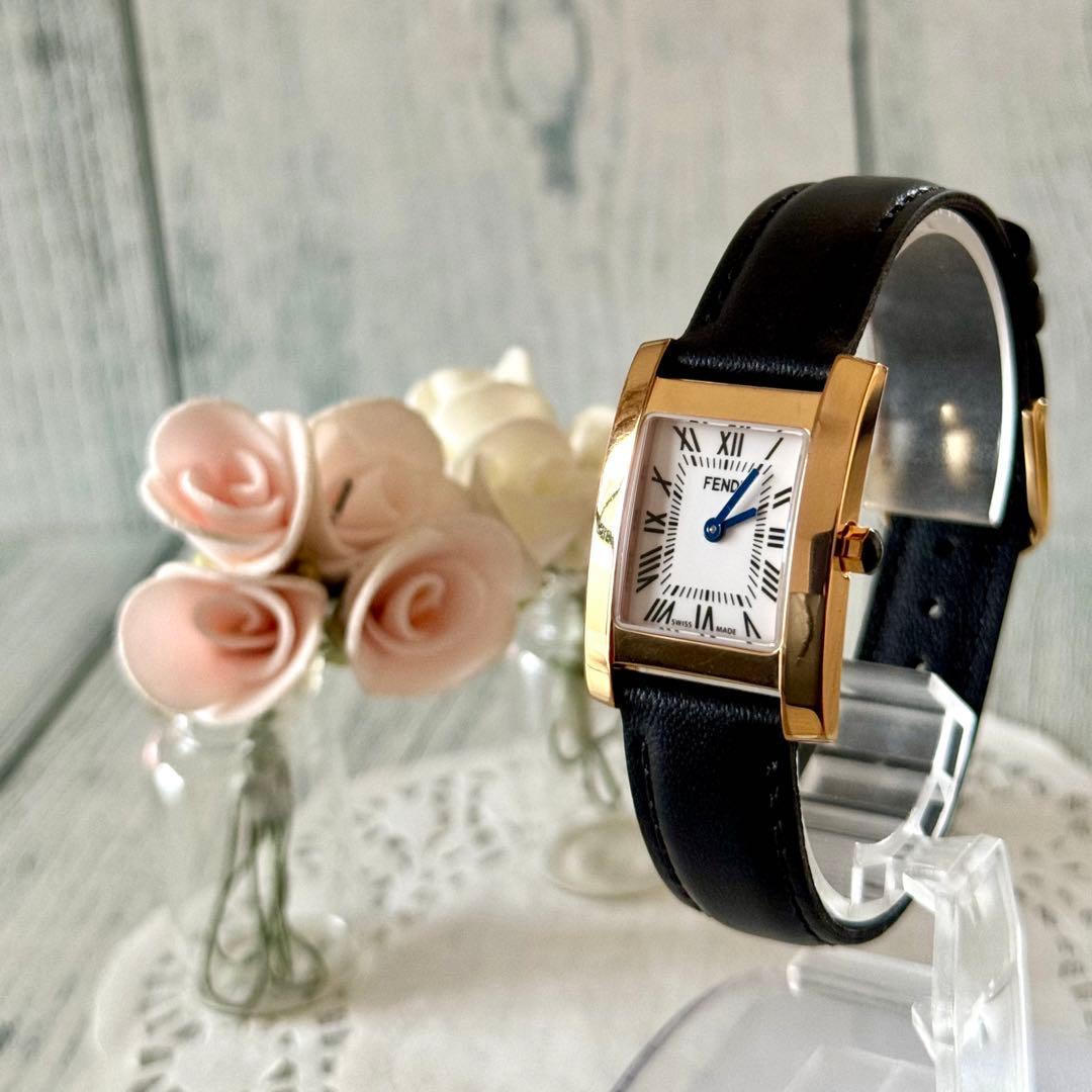 【希少】FENDI フェンディ 腕時計 114 スクエア ゴールド レディース