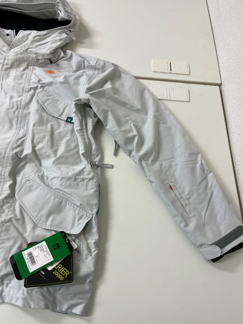 【新品】phenix　inhabitant　スキー・スノボウェア　メンズ　500