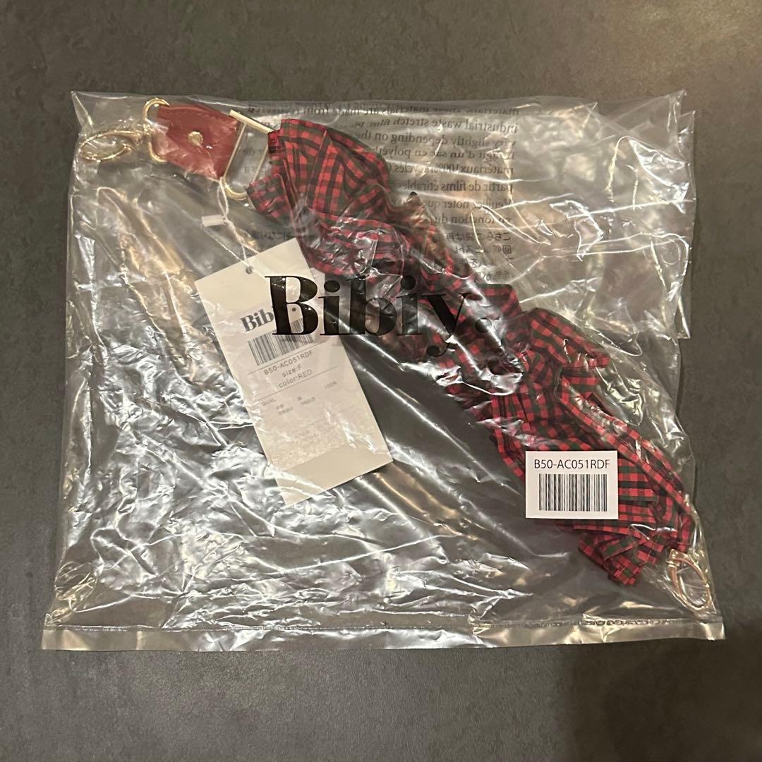 ファミリア　ビビィ　bibiy フリル付きストラップ 赤黒 チェック