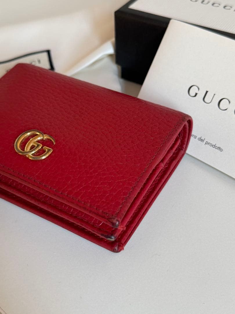 GUCCI レッド 二つ折り財布