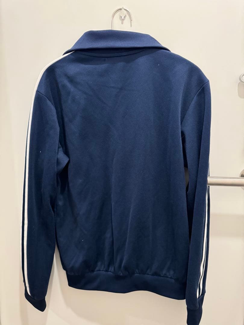 adidas ネイビー トラックジャケット Mサイズ