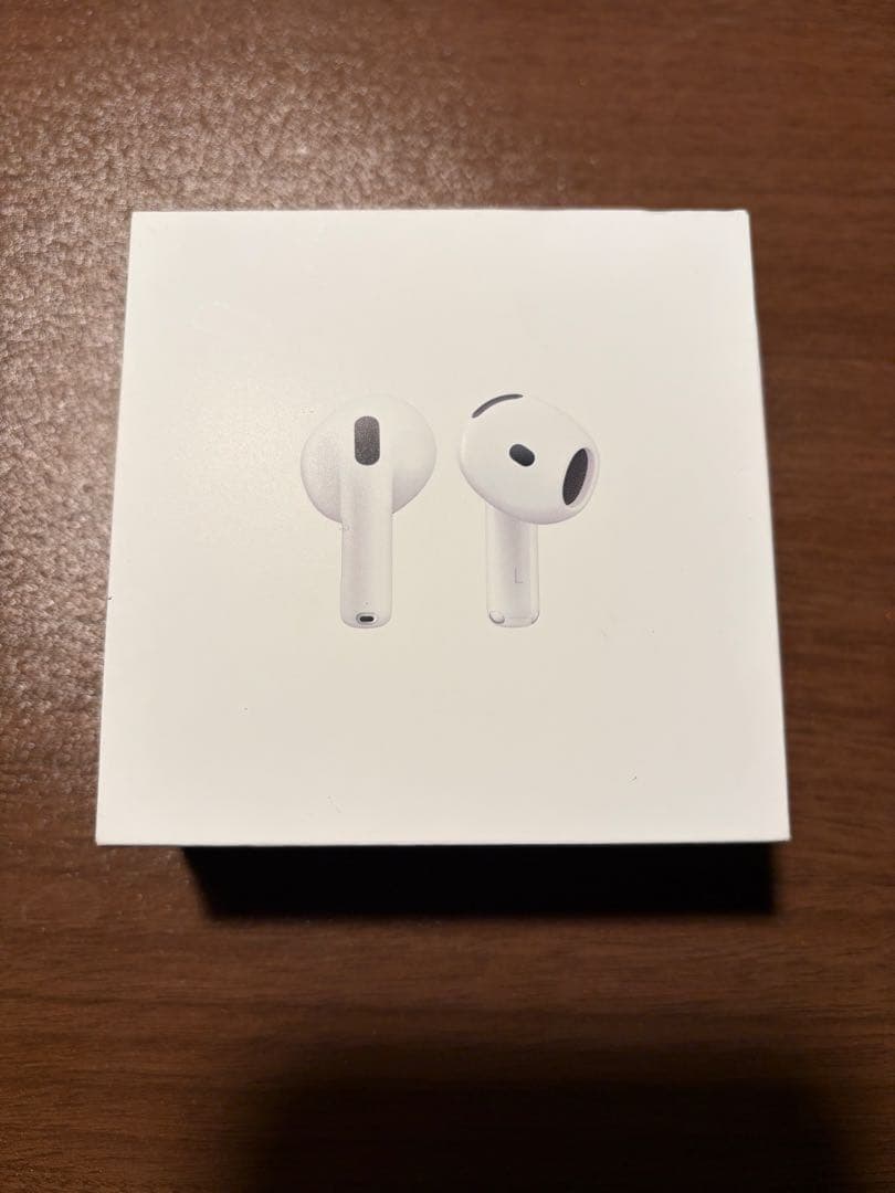 AirPods 4 ノイズキャンセリング無し　¥21,800 Apple 正規品