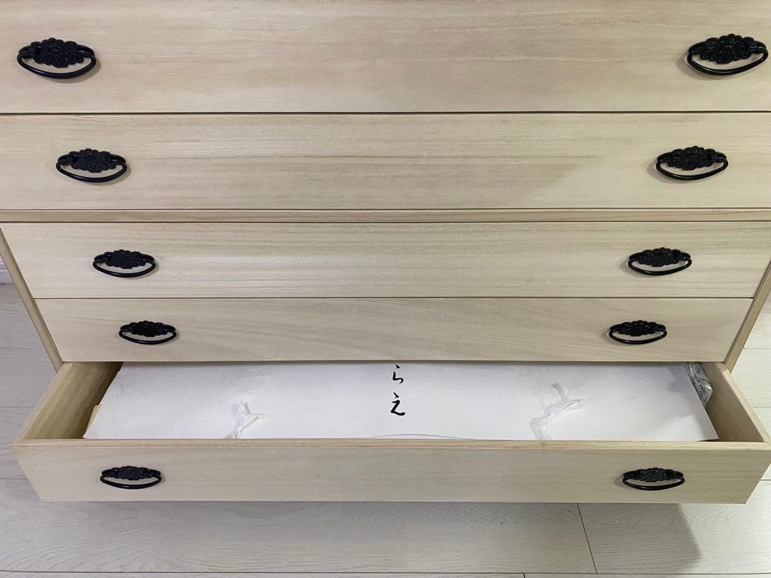 桐箪笥　着物入れ　収納