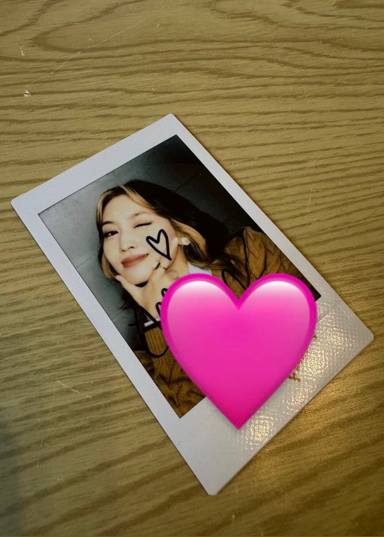 TWICE モモ　直筆サイン　ポラロイド　ポラ　チェキ　doughnut