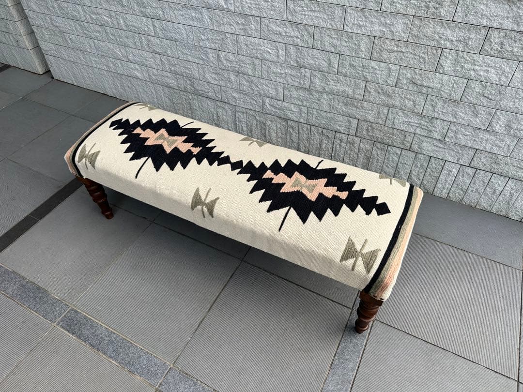 Ne WORKS キリム刺繍 木製脚ベンチスツール