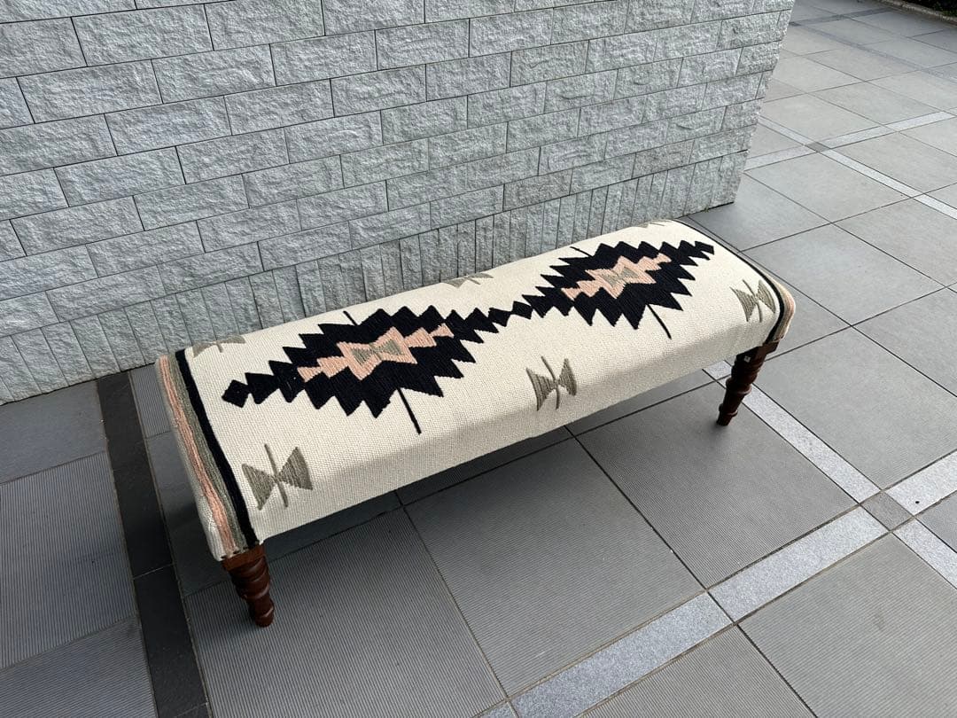 Ne WORKS キリム刺繍 木製脚ベンチスツール