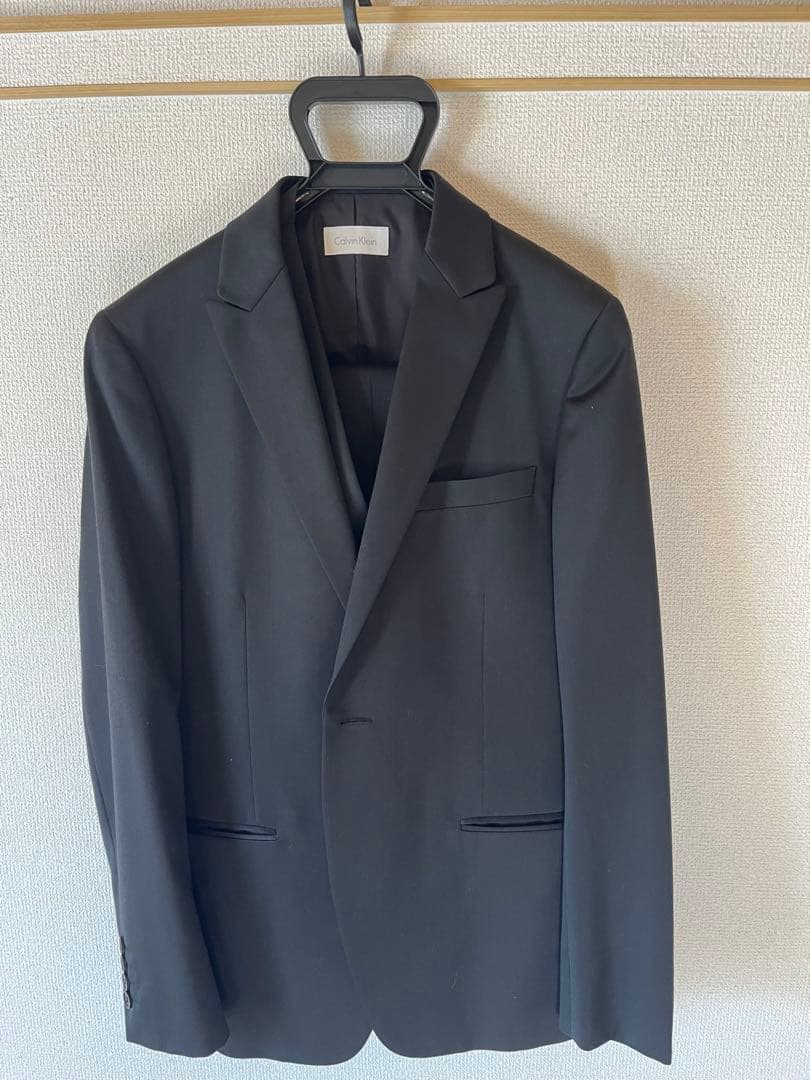   ブラック スリーピーススーツ