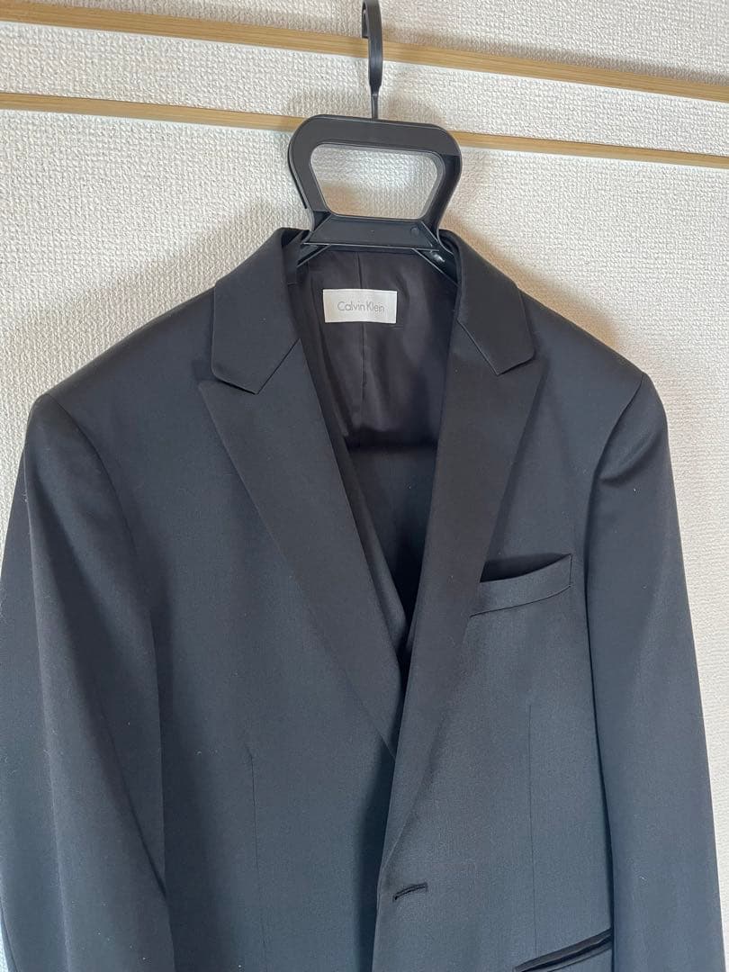   ブラック スリーピーススーツ