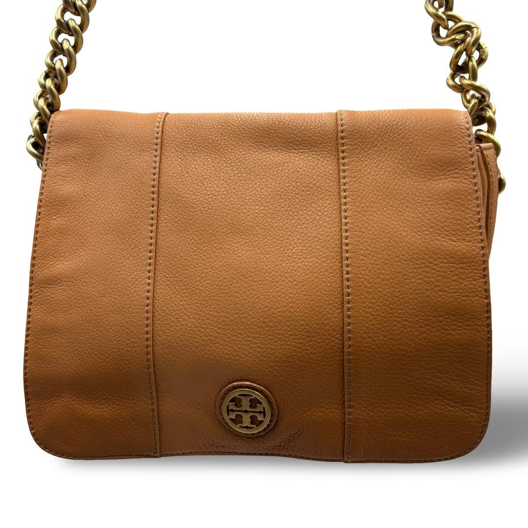 【良品】トリーバーチ　チェーンショルダーバッグ　レザー　ロゴ金具　肩掛け　大容量