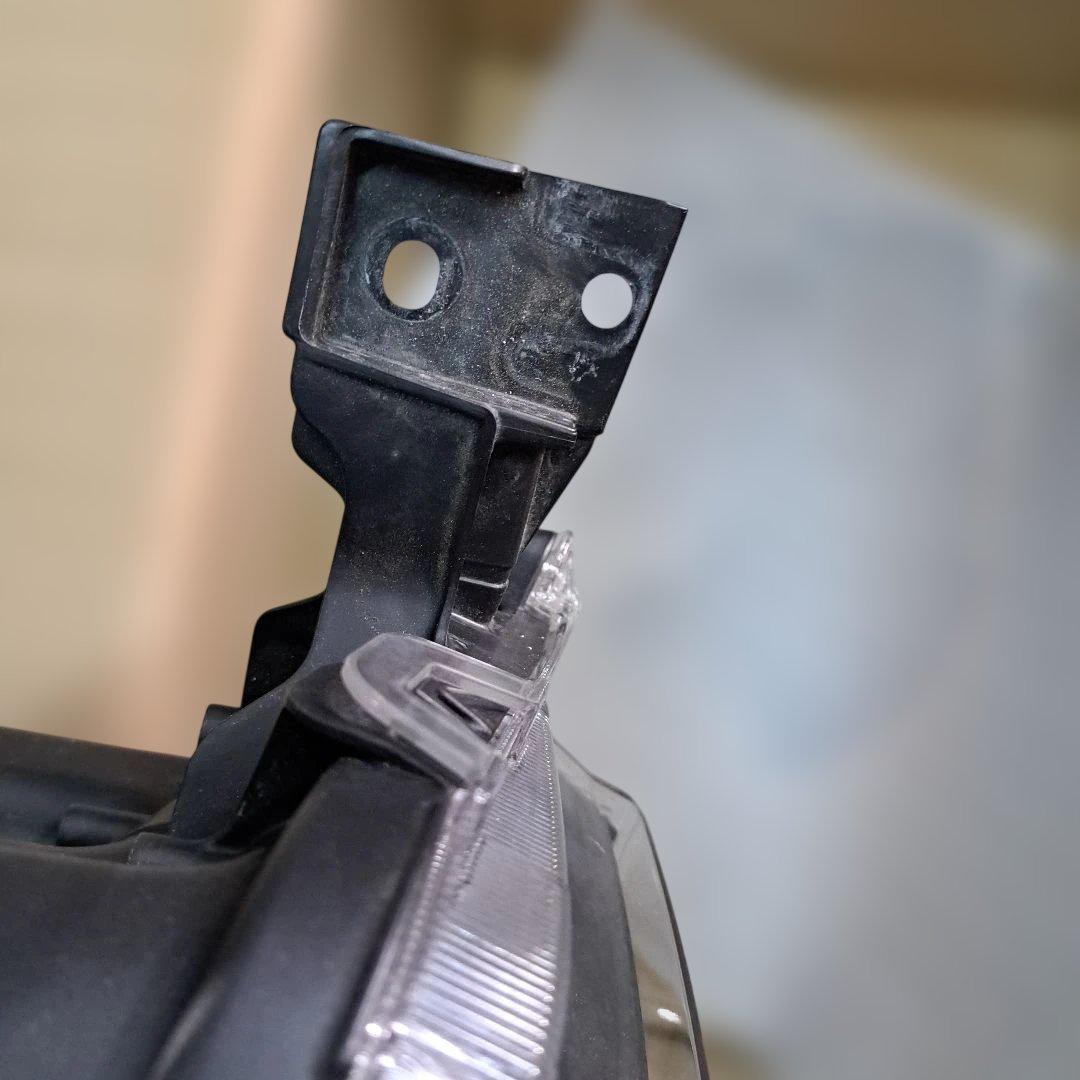 専用タフト右ヘッドライト