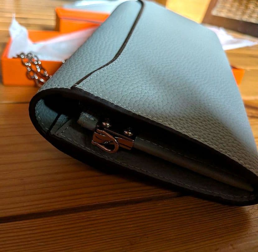 未使用☆長財布　ショルダーウォレット　ブルーグレー色