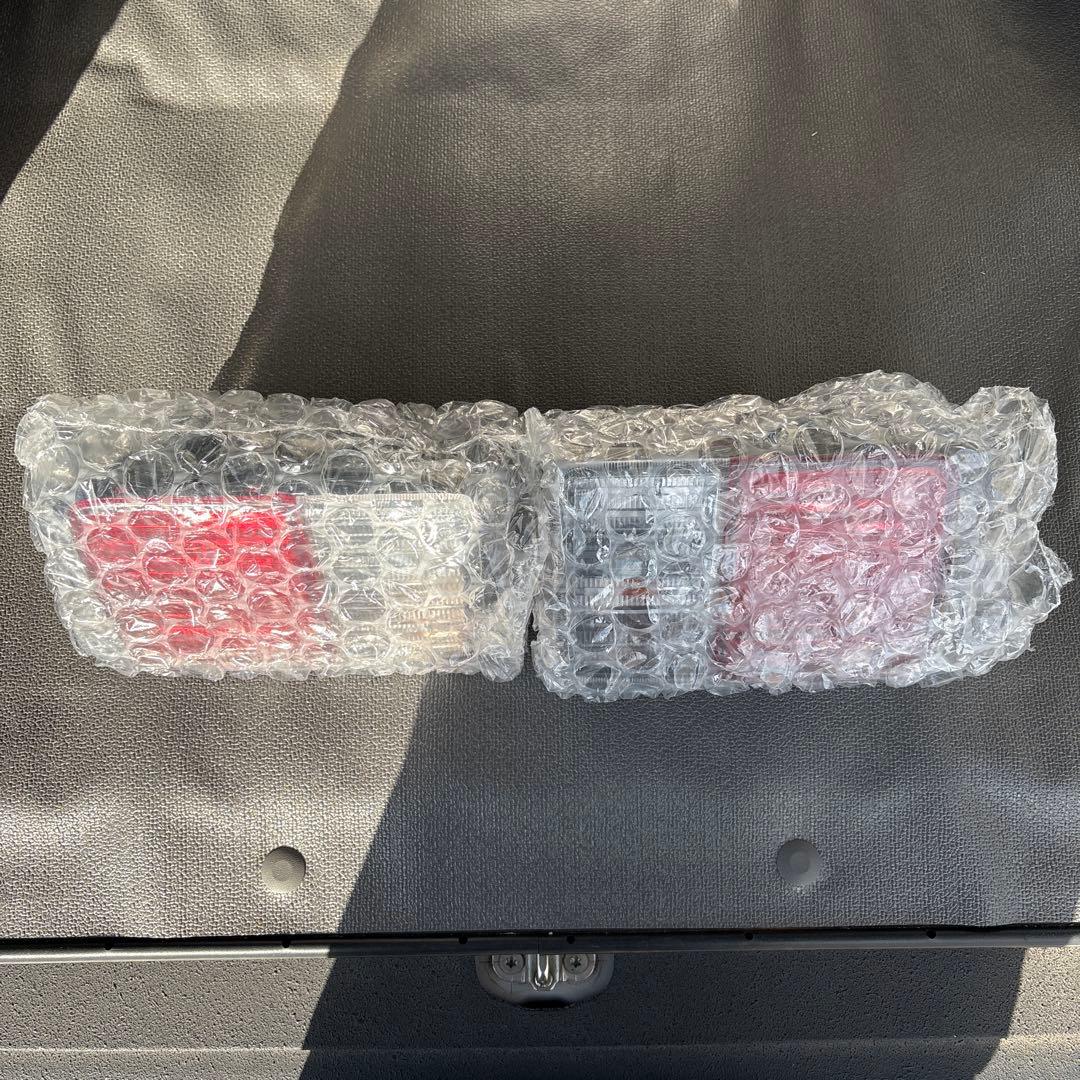 D17-17系エブリィ純正テールランプ左右