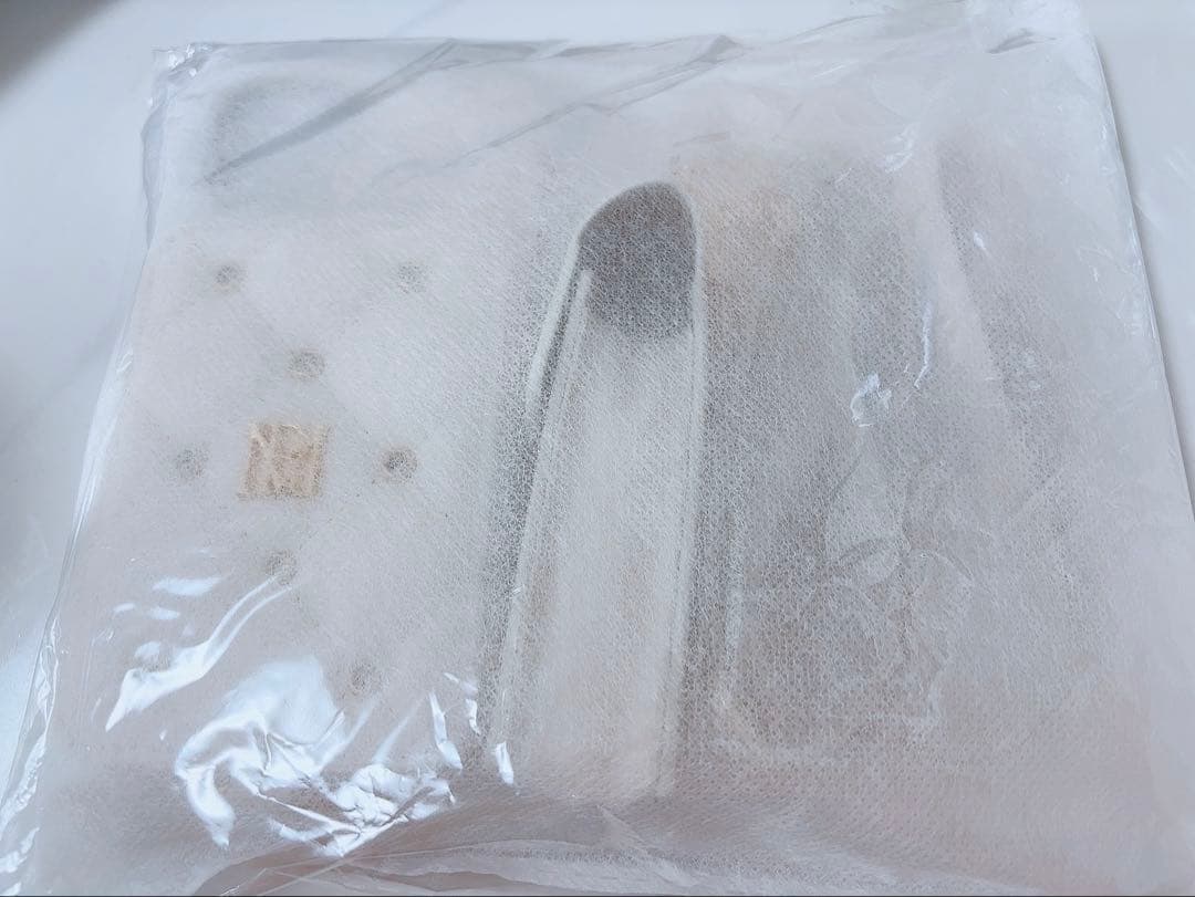 Rose Muse quilting iPhone14ケース アイボリー