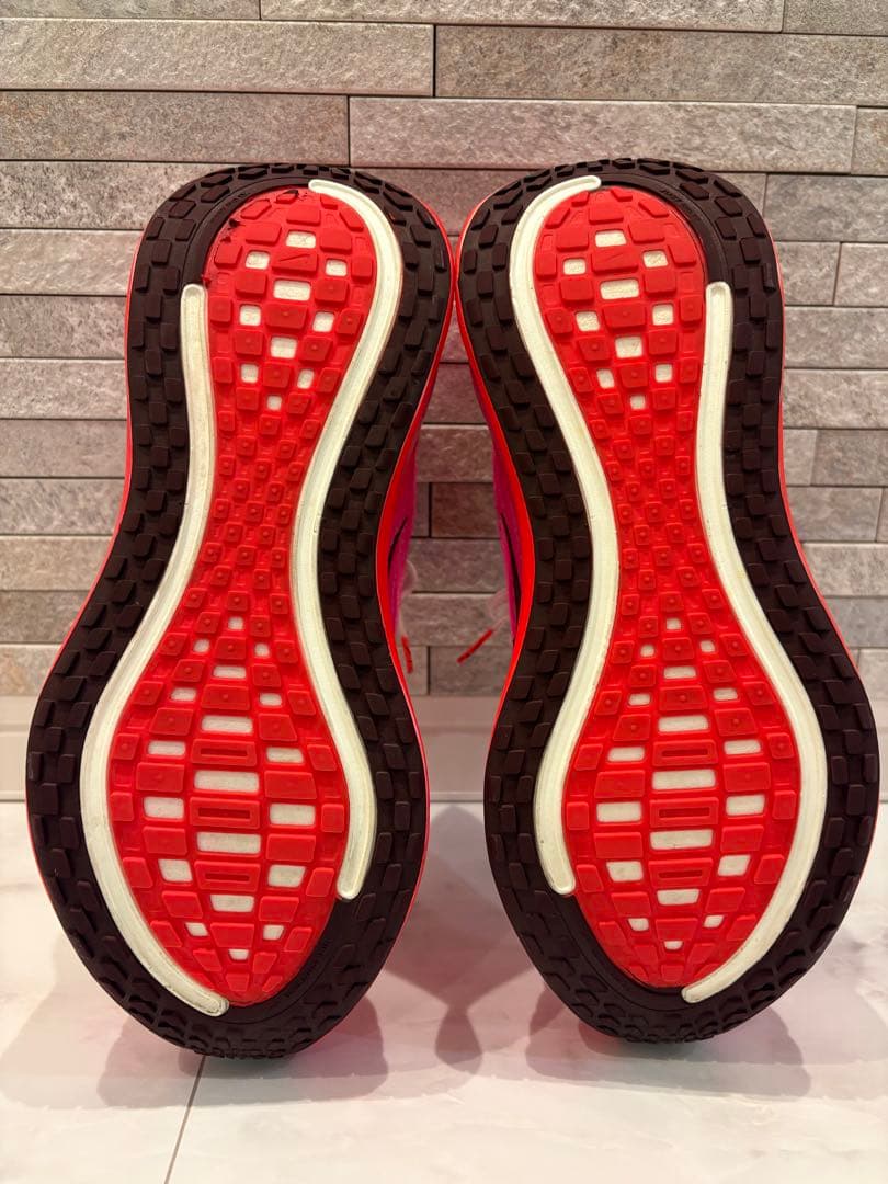 ナイキ26cm ボメロプラスピンク　NIKE VOMERO PLUS