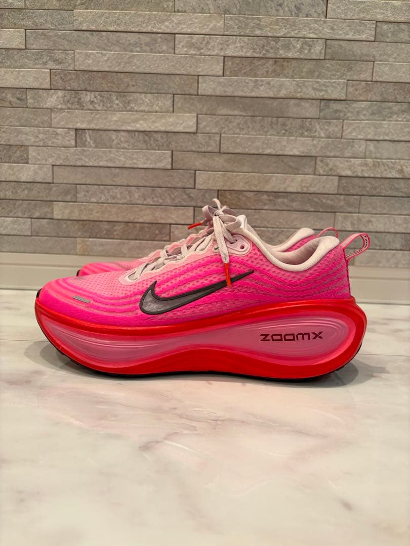 ナイキ26cm ボメロプラスピンク　NIKE VOMERO PLUS