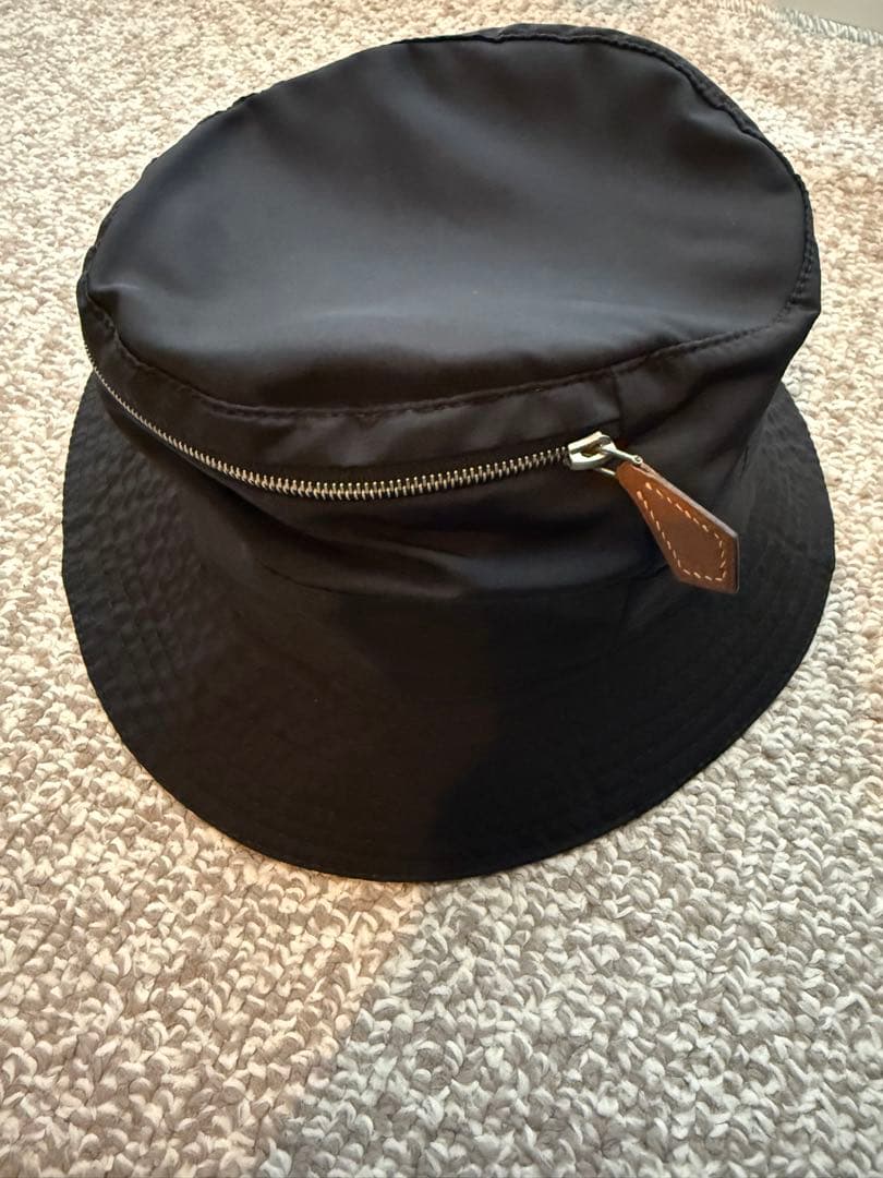 HERMES エルメス バケットハット ジッパー付き 57 ブラック