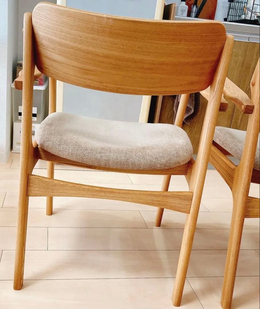 モモナチュラル　木製　ダイニング　チェア　椅子