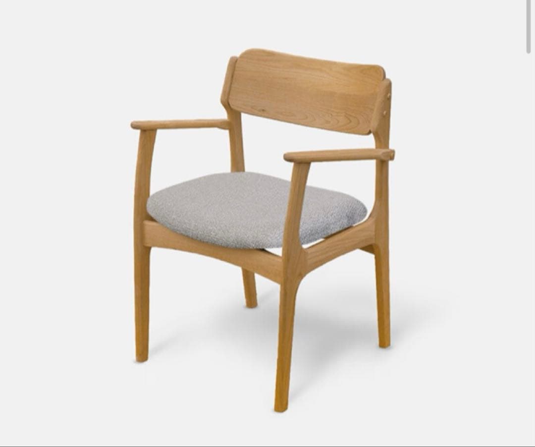 モモナチュラル　木製　ダイニング　チェア　椅子