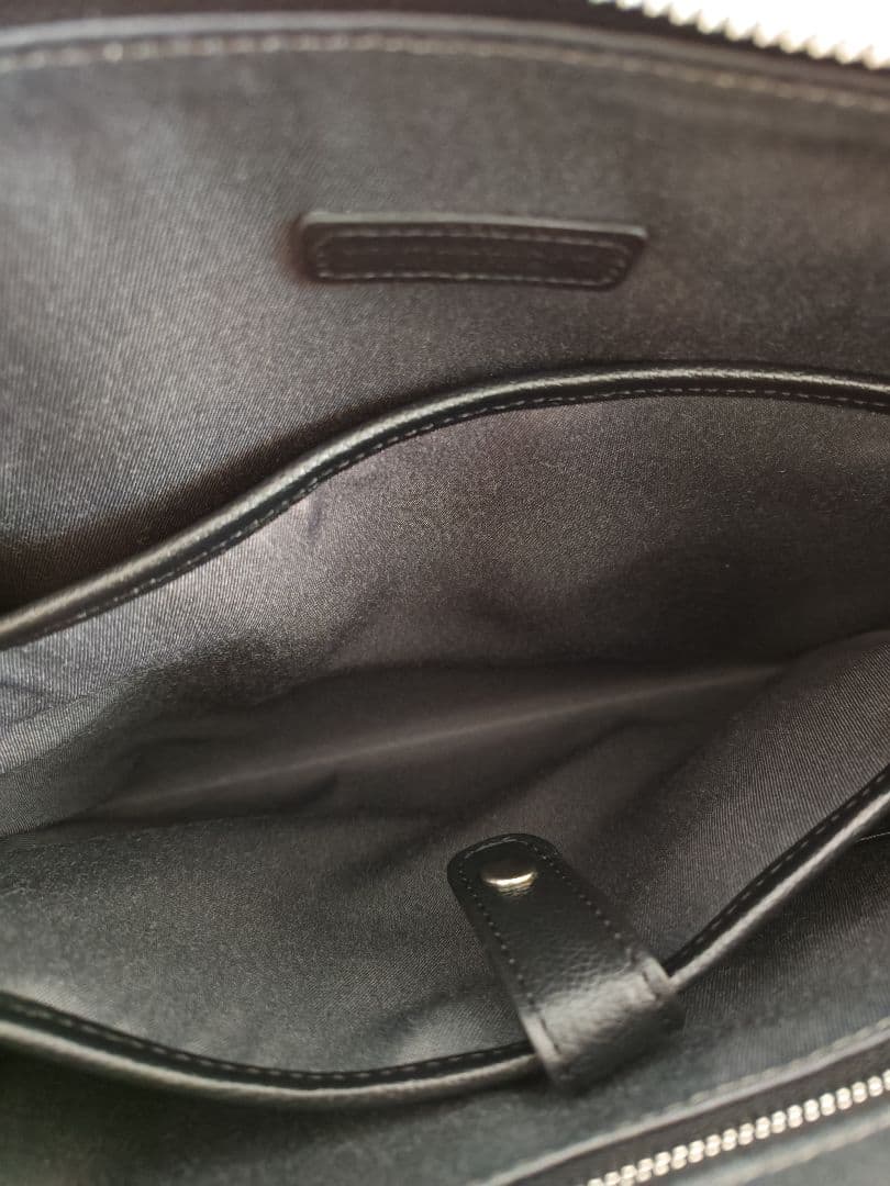 新品　未使用　ビジネスレザーファクトリー　ブラック