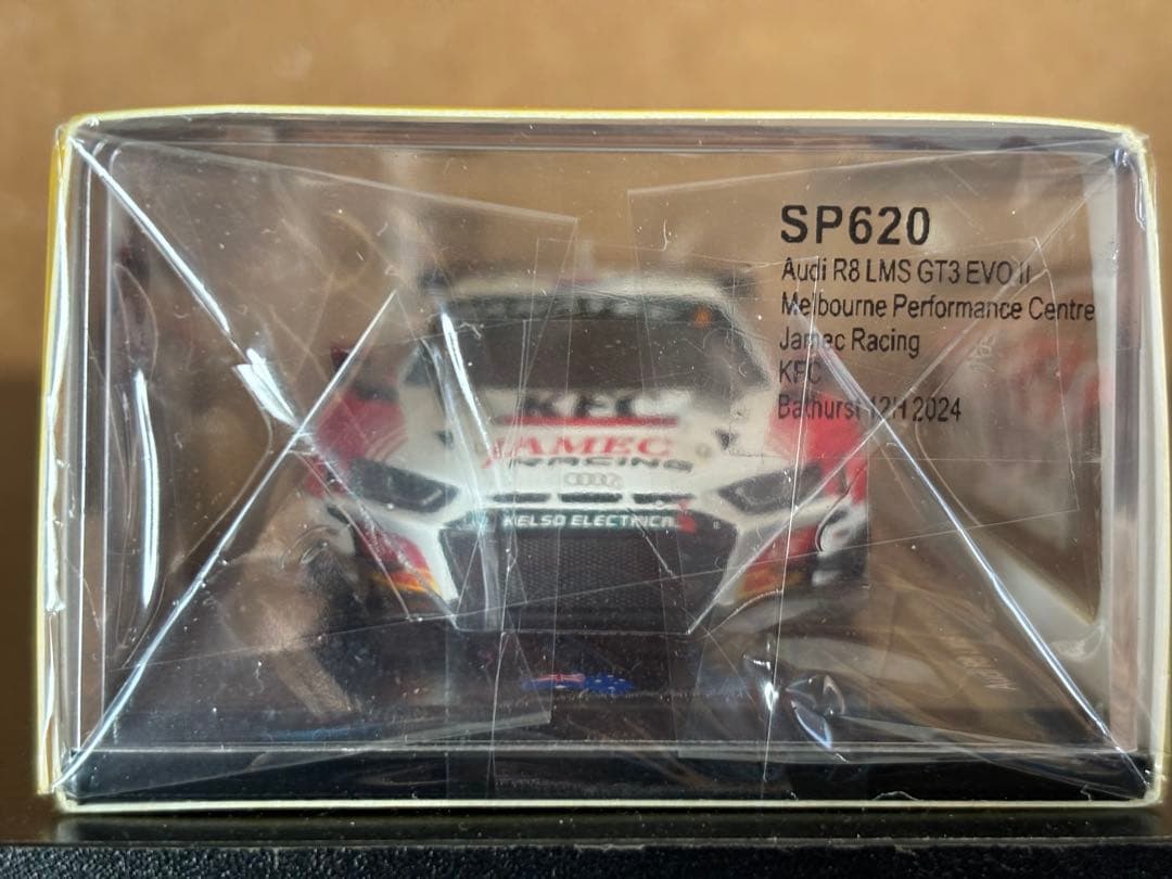 日本未発売 Spark 1/43 Jamec Racing KFC Audi