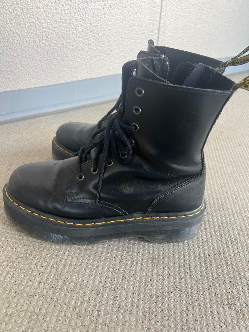 【美品】ドクターマーチン JADON8ホール ブーツ 厚底