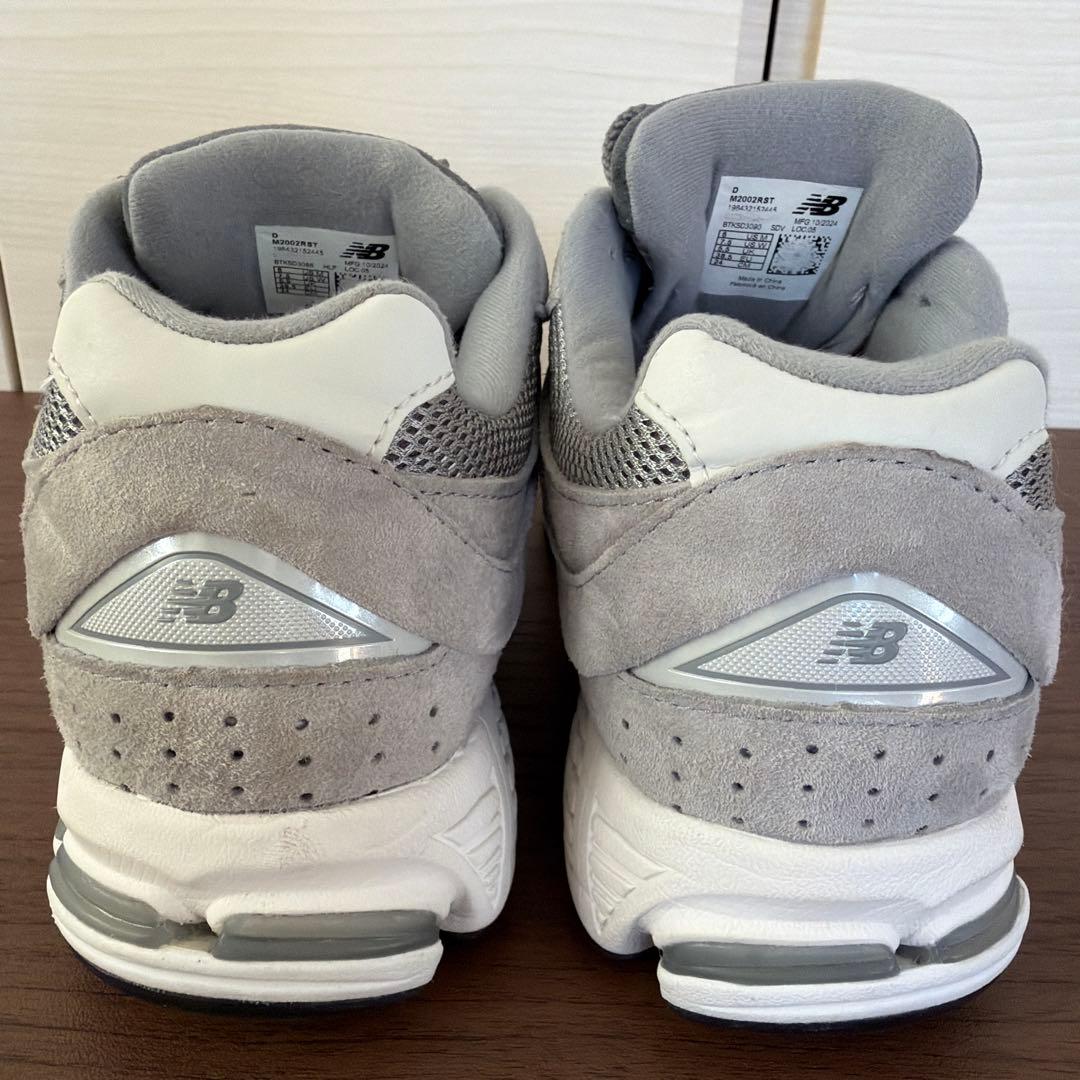 ニューバランス 2002R NEW BALANCE スニーカー　グレー