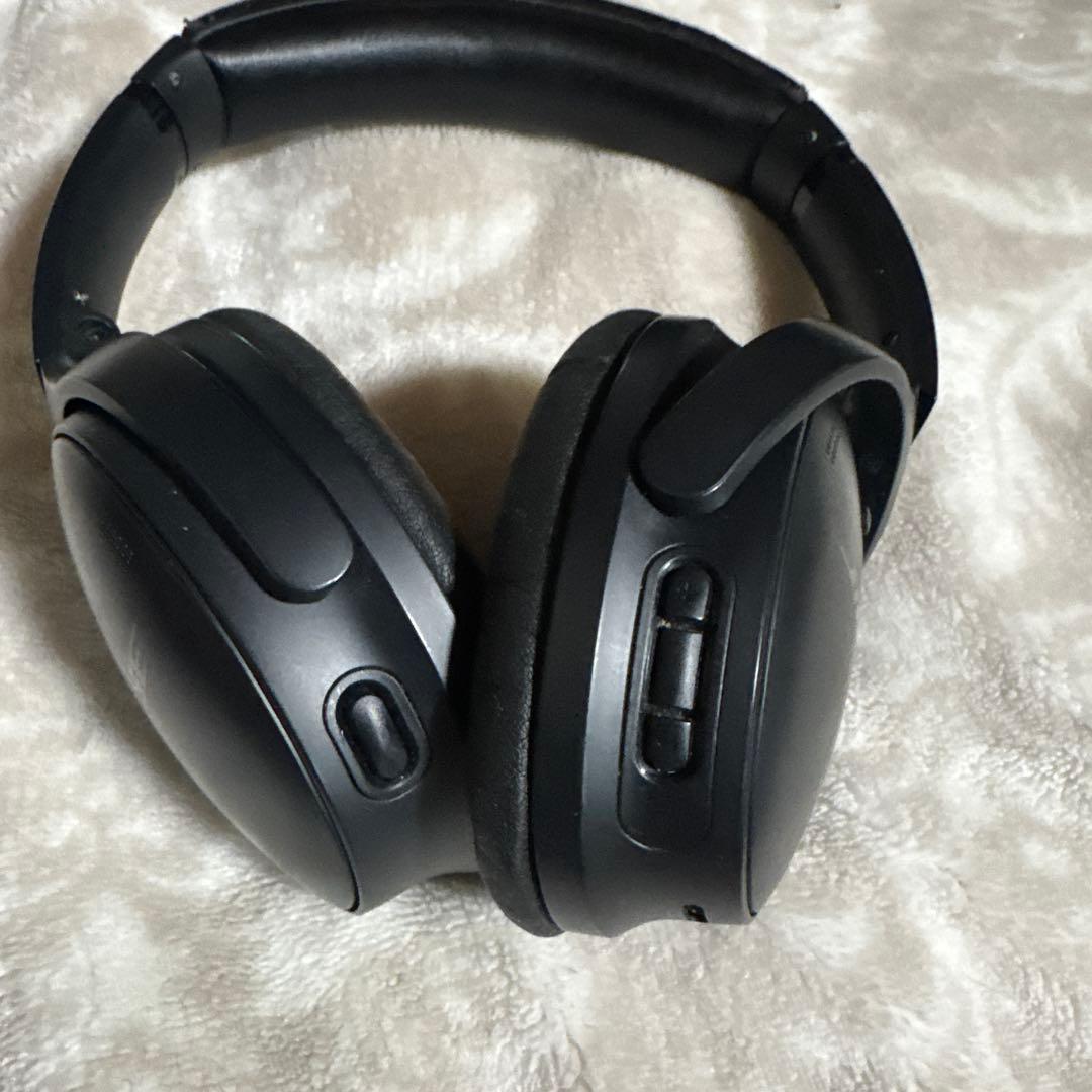 a*y様 Bose QuietComfort 45 headphones