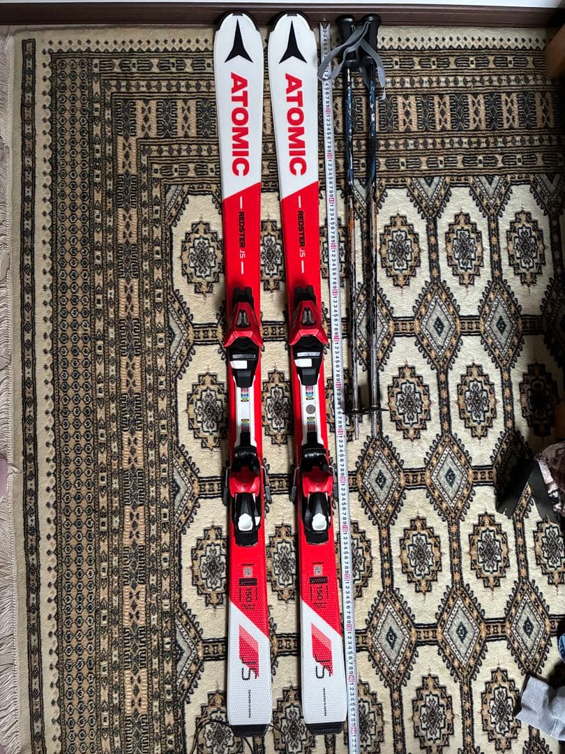 ATOMIC スキー板 赤/白 バインディング付き