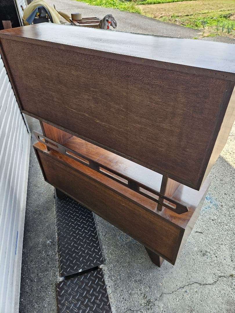 日本のヴィンテージ ガラスと木の飾り棚 ミッドセンチュリーモダン オープンラック