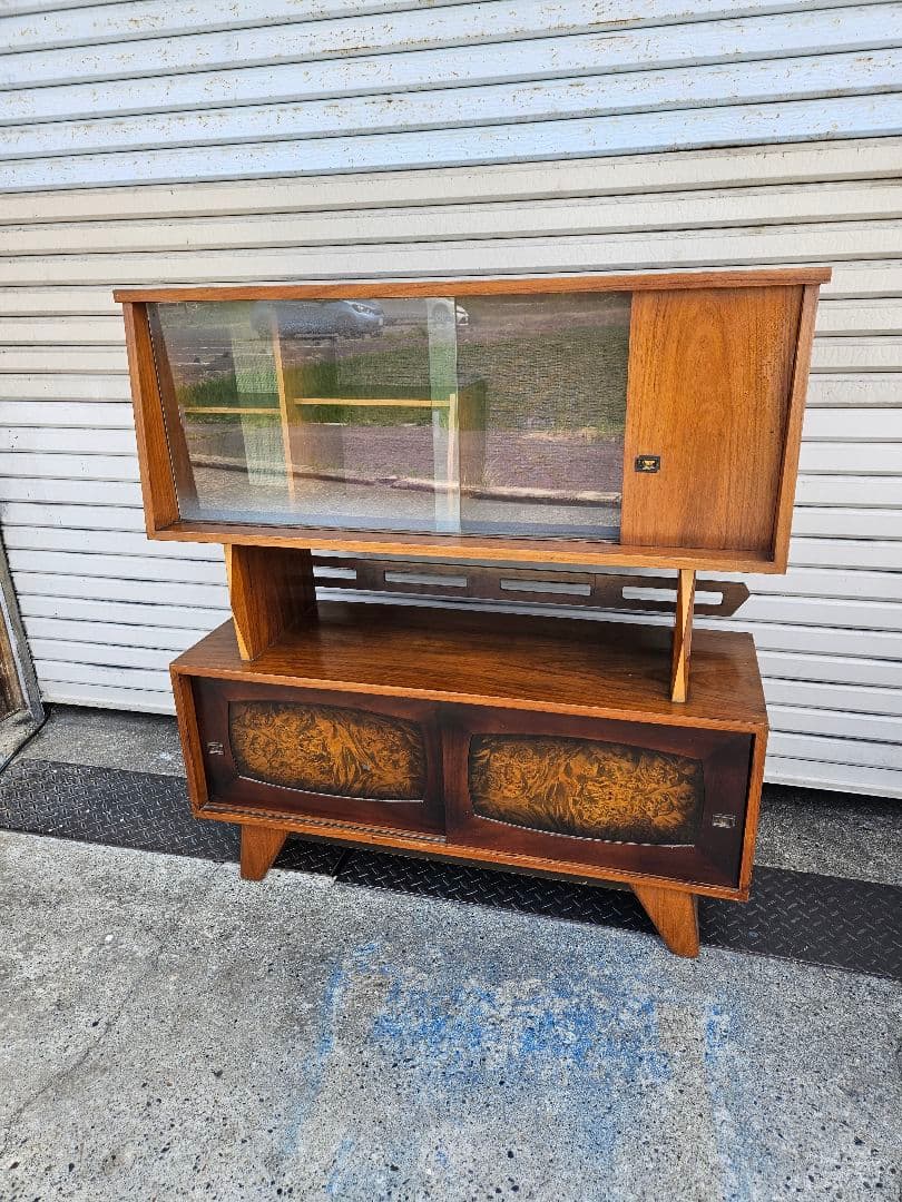 日本のヴィンテージ ガラスと木の飾り棚 ミッドセンチュリーモダン オープンラック