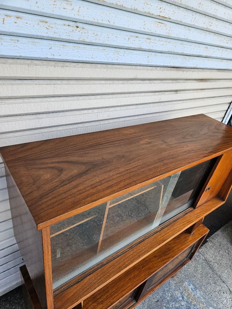 日本のヴィンテージ ガラスと木の飾り棚 ミッドセンチュリーモダン オープンラック