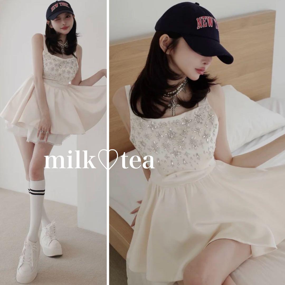 新品タグつき ダーリッチ ジュエリーフレアチュニック アイボリー