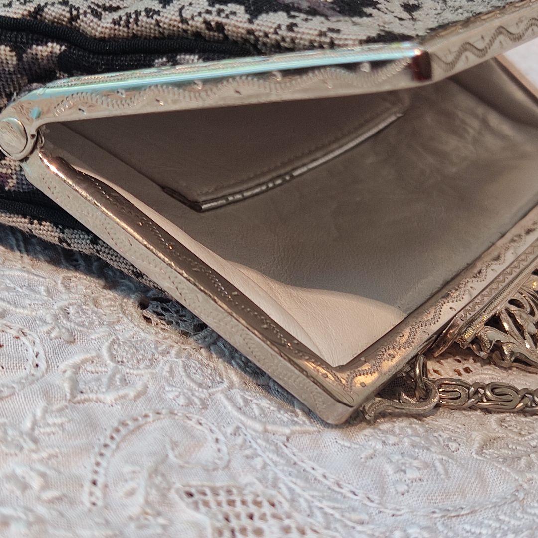 プチポワン　刺繍　ゴブラン　バック　ポーチ　アンティーク　ニードルポイント