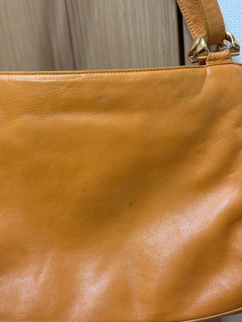 ロエベ、ナッパレザーショルダーバッグ