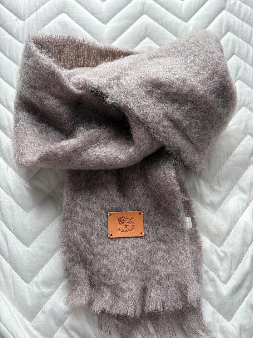 ✴︎新品✴︎ IL BISONTE イルビゾンテ モヘア マフラー