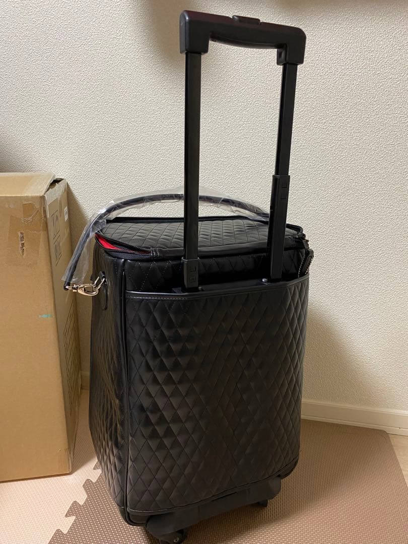 マダムヒロコ キルティング加工 キャリーケース リアン ブラック 59400円