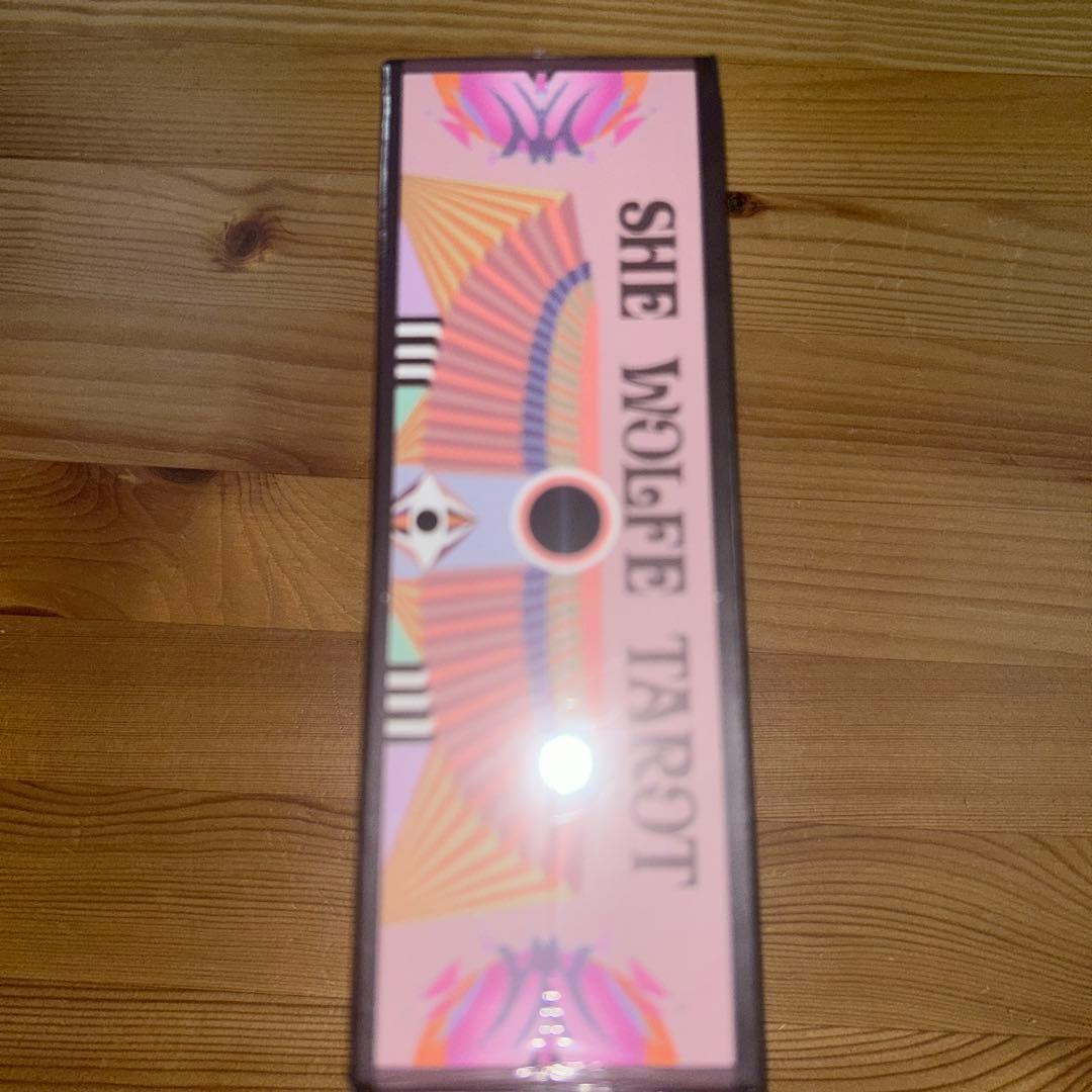 お値下げ　貴重　新品未開封　SHE WOLFE TAROT