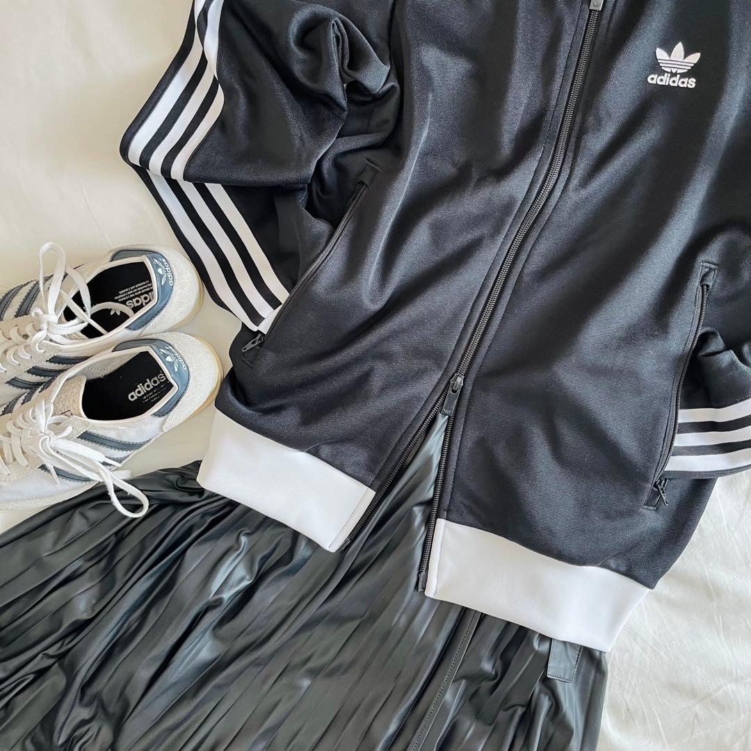 adidas ジャージ トラックジャケット　クラシック　XS 黒×白　３本ライン