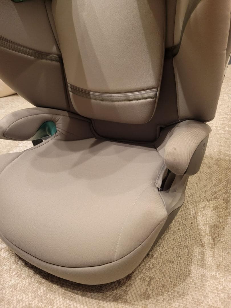 Cybex SOLUTION S-FIX ジュニアシート グレー