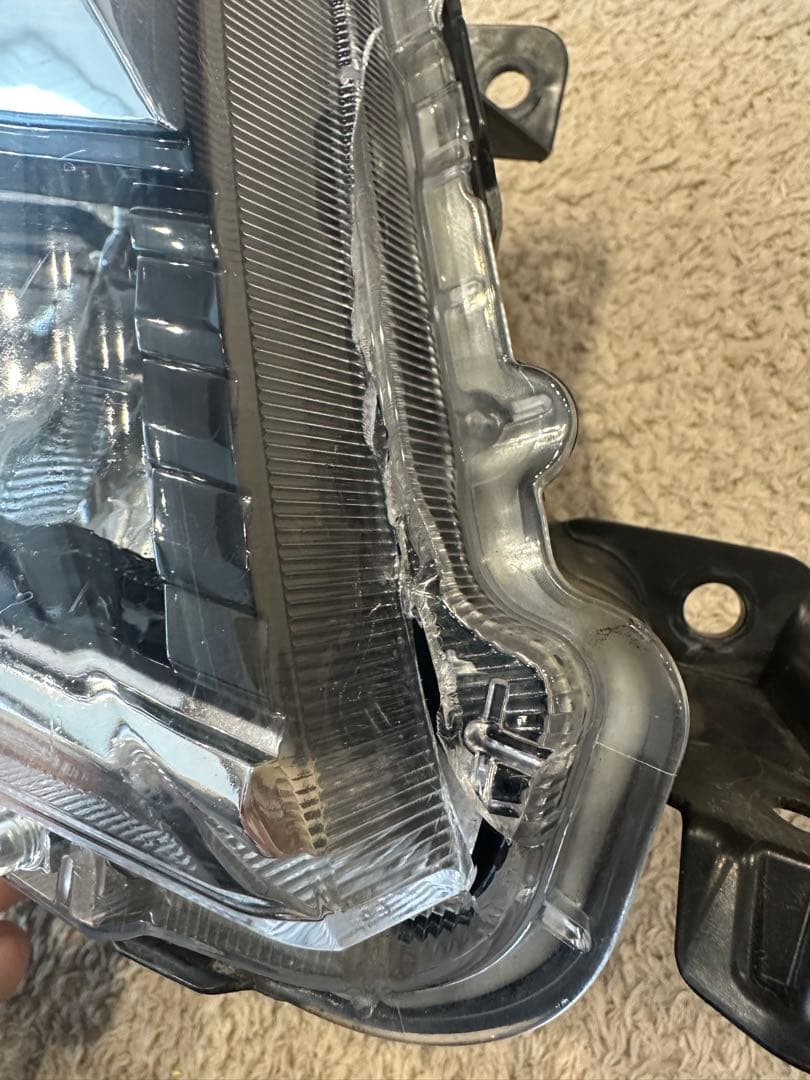 ダイハツ　ハイゼット　S321V 純正　右　ヘッドライト