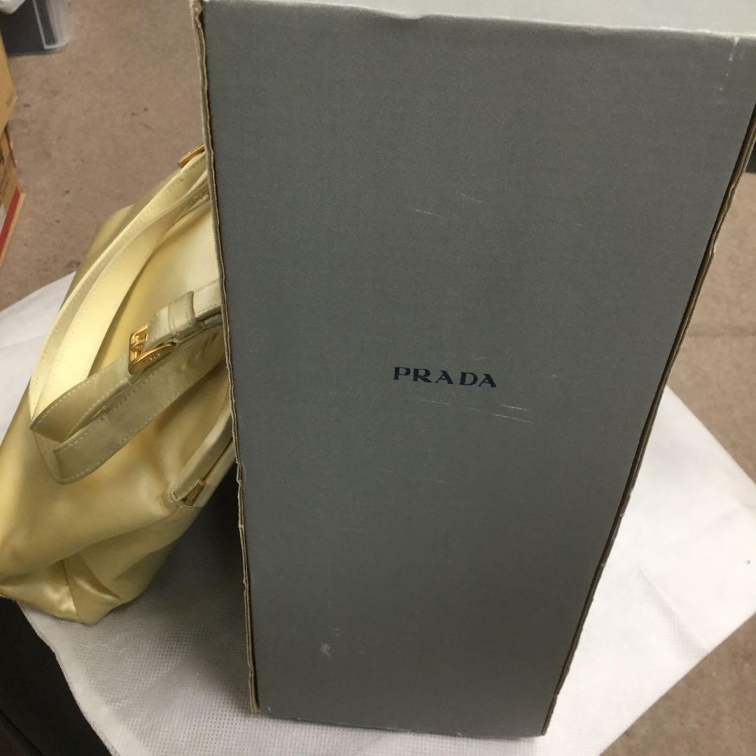 Hanaプラダ ショルダーバッグ