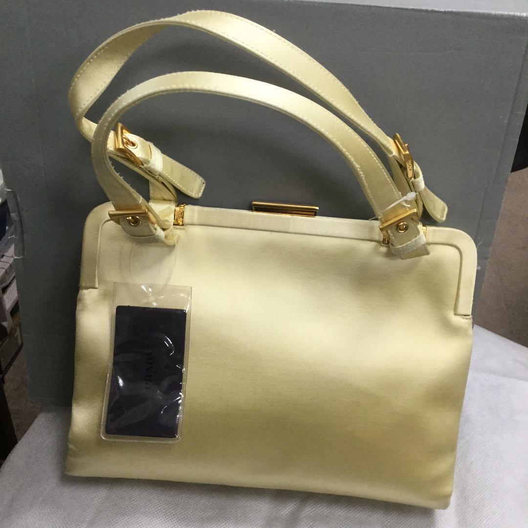 Hanaプラダ ショルダーバッグ