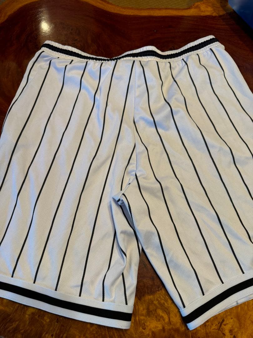 NFL RAIDERS白黒ストライプジャージショーツL