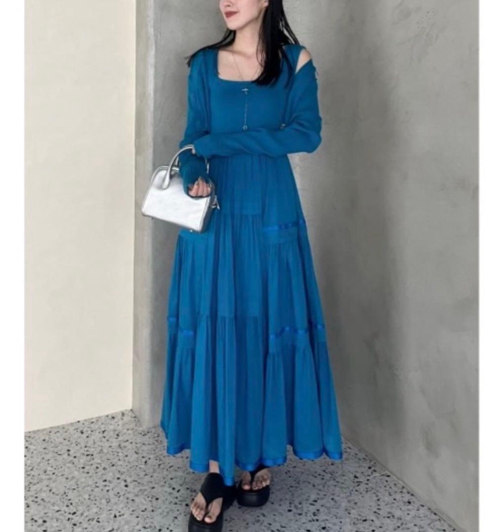 【セットアップ】ニットコンビタックティアードワンピース カーディガン ブルー